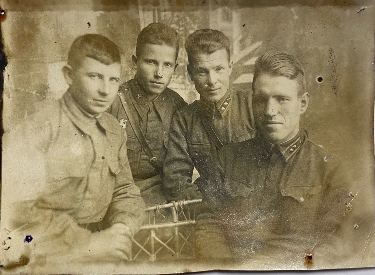 Щербина И.Н. c друзьями